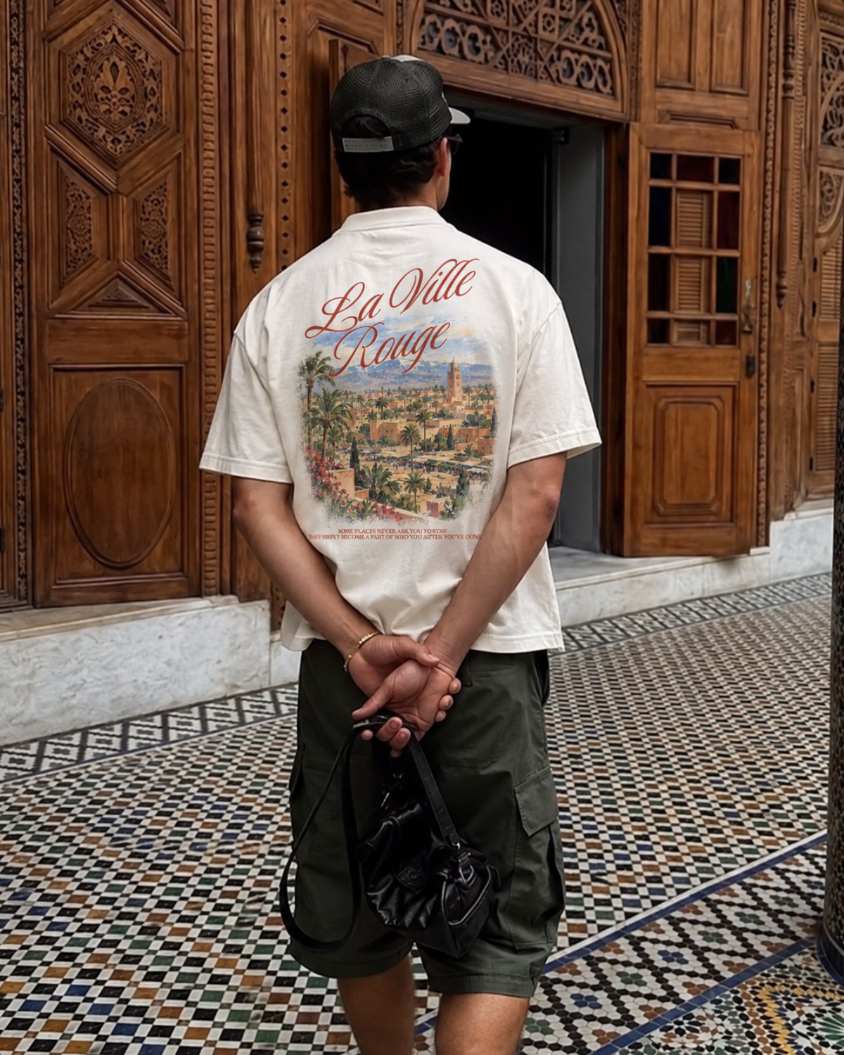 LA VILLE ROUGE OVERSIZED SHIRT